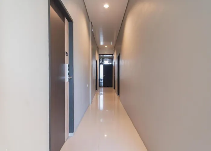 Reddoorz Plus Near Siloam Hospital Balikpapan